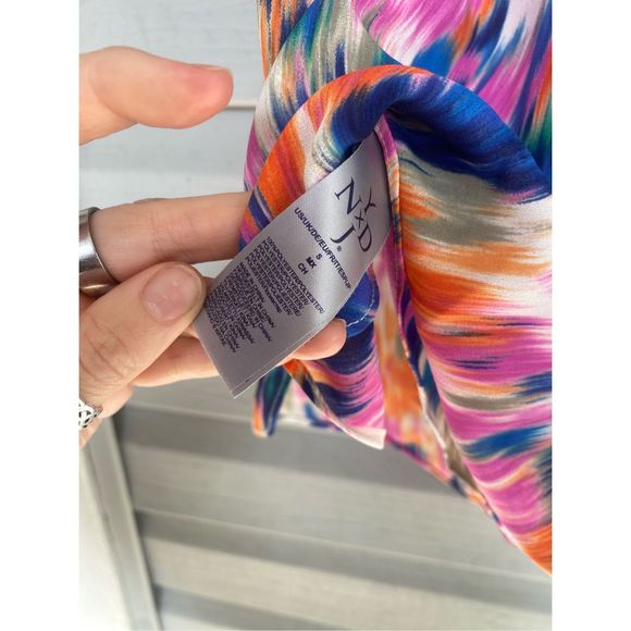 NYDJ 'Lana' Ikat Print Watercolor Print Sleeveless Blouse Top, Sz Small, MP $89 - Picture 6 of 8